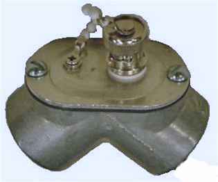 CMCP420BNC — 适用于 CMCP420VT 的 BNC 适配器